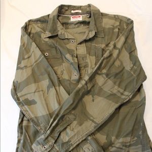 Men’s Camo Shirt